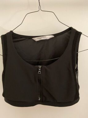 Gottex Black Front-Zip Athletic Crop Top